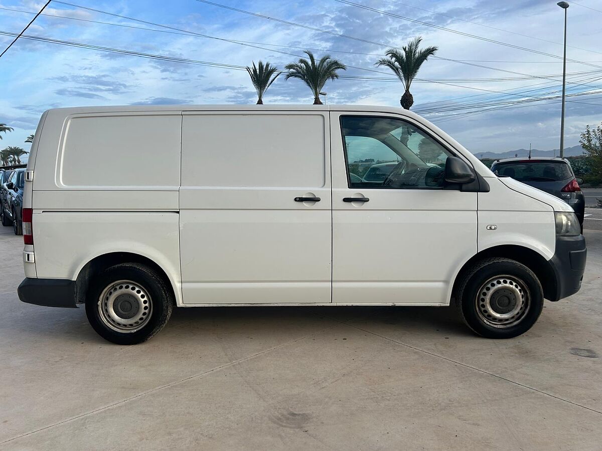 VOLKSWAGEN TRANSPORTER L1 H1 2.0 TDI VAN SPANISH LHD IN SPAIN 278000 MILES 2010